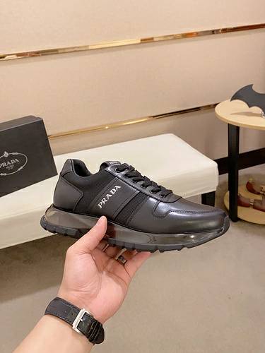 Picture of Prada Shoes Men _SKUfw132474952fw